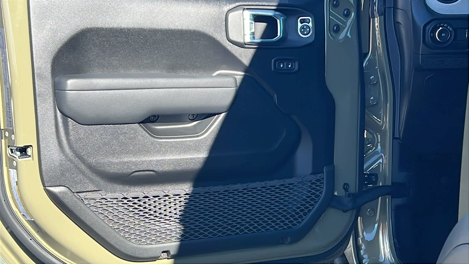 Thumbnail: 2026 Jeep Wrangler - 23