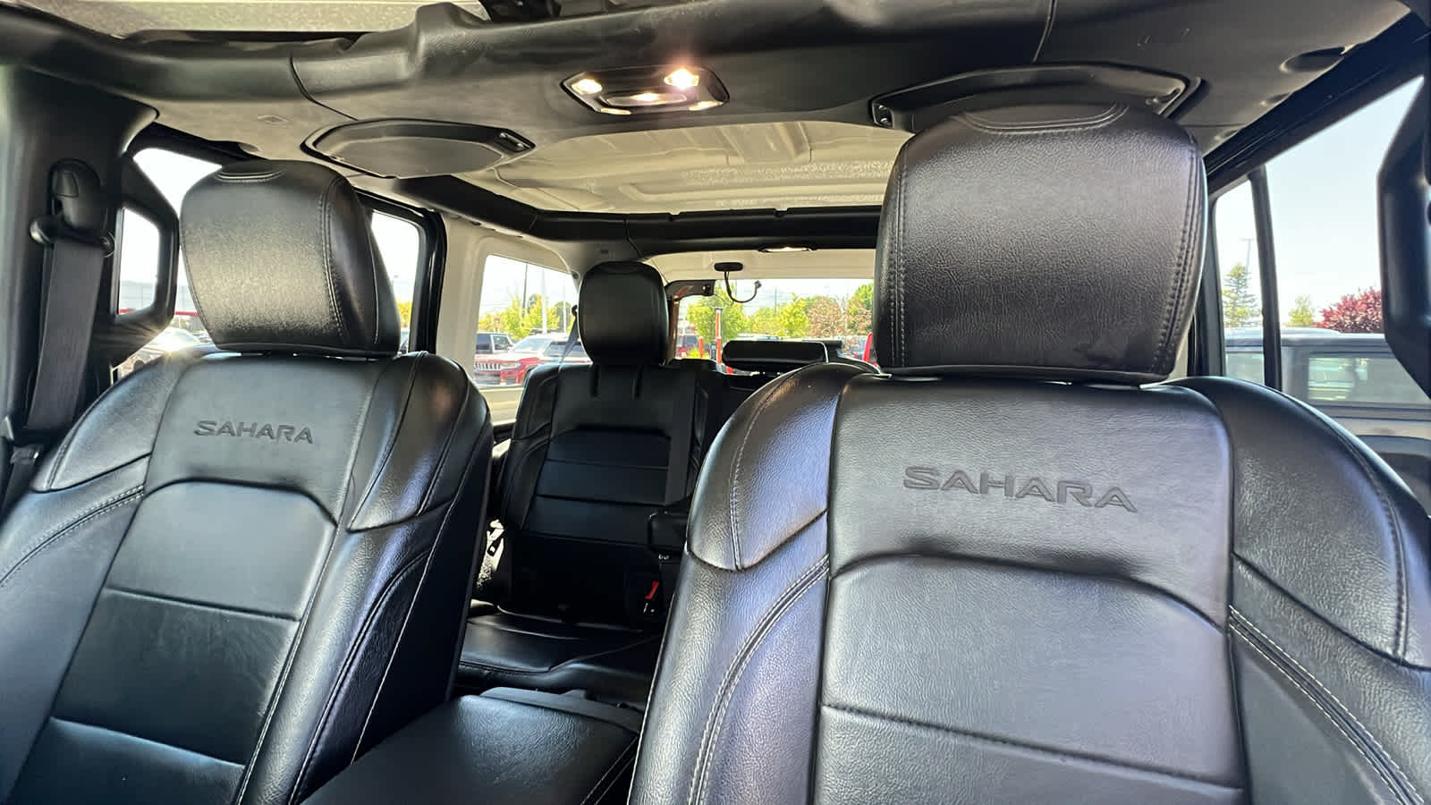 2022 Jeep Wrangler Unlimited Sahara 11