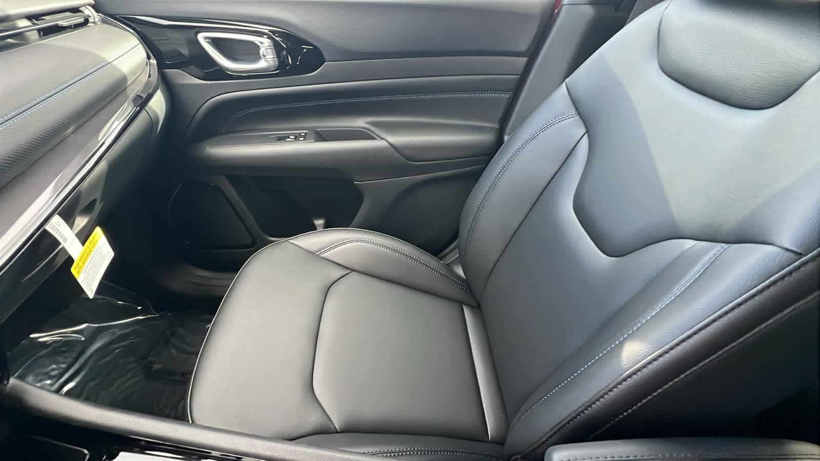 Thumbnail: 2026 Jeep Compass - 12