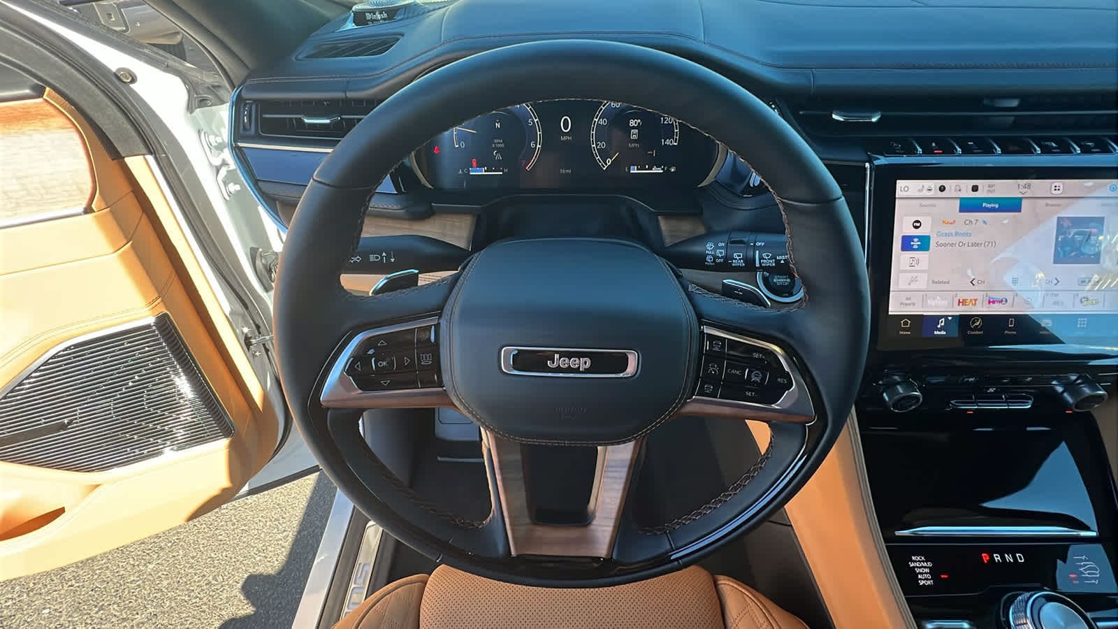 Thumbnail: 2025 Jeep Grand Cherokee - 18