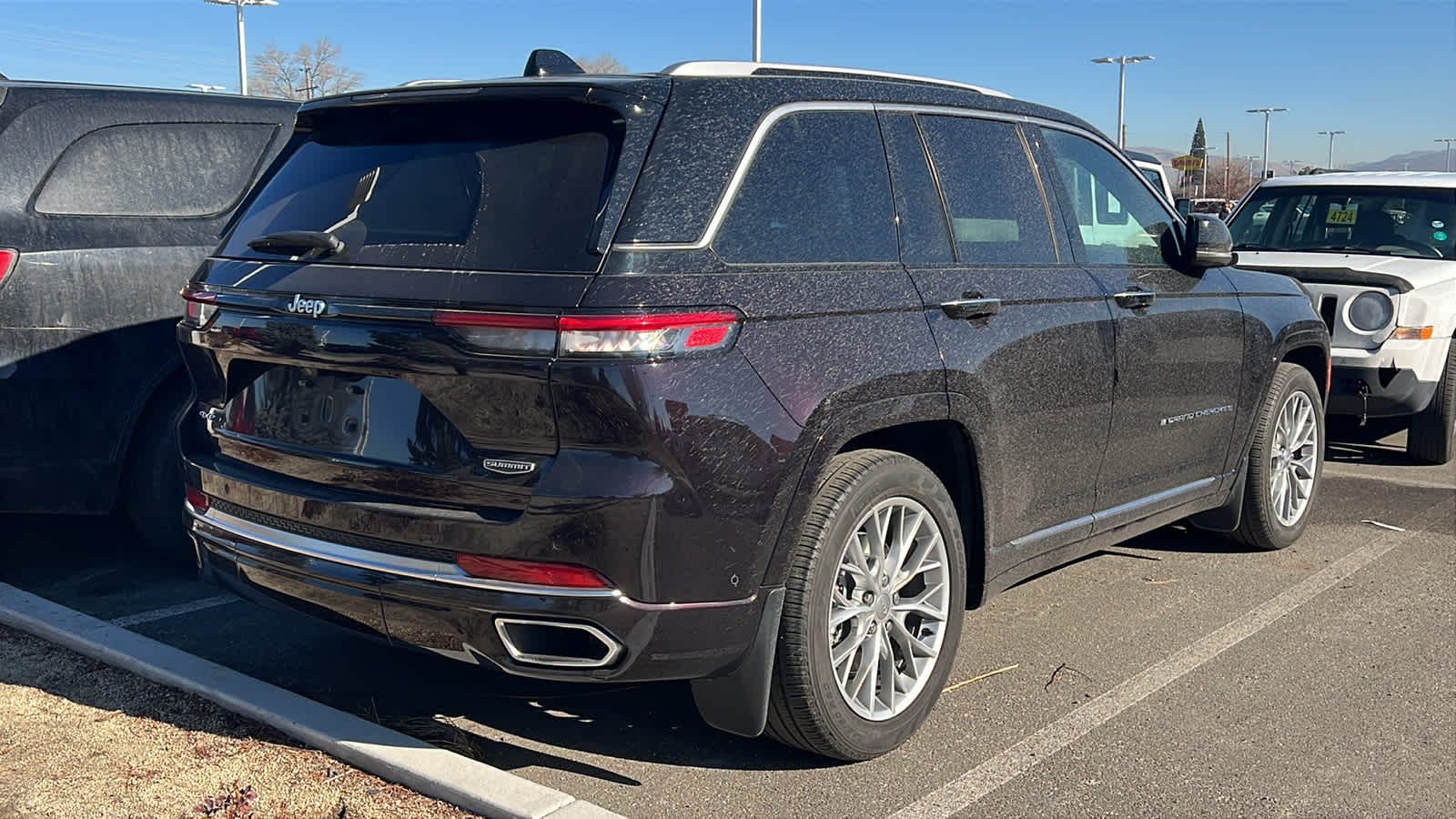 Thumbnail: 2022 Jeep Grand Cherokee - 5