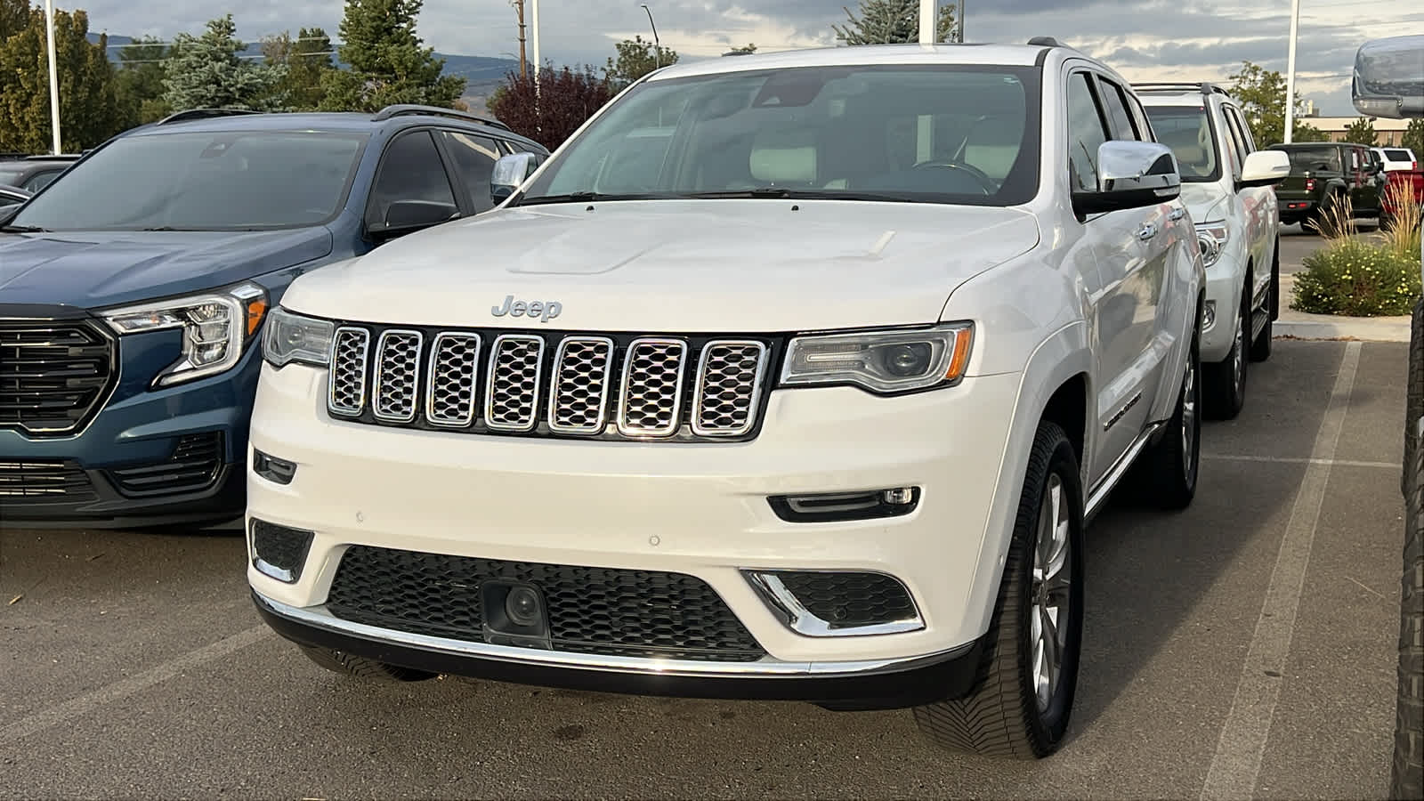 Thumbnail: 2021 Jeep Grand Cherokee - 1