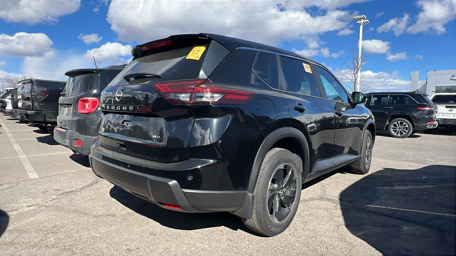 Thumbnail: 2026 Nissan Rogue - 4