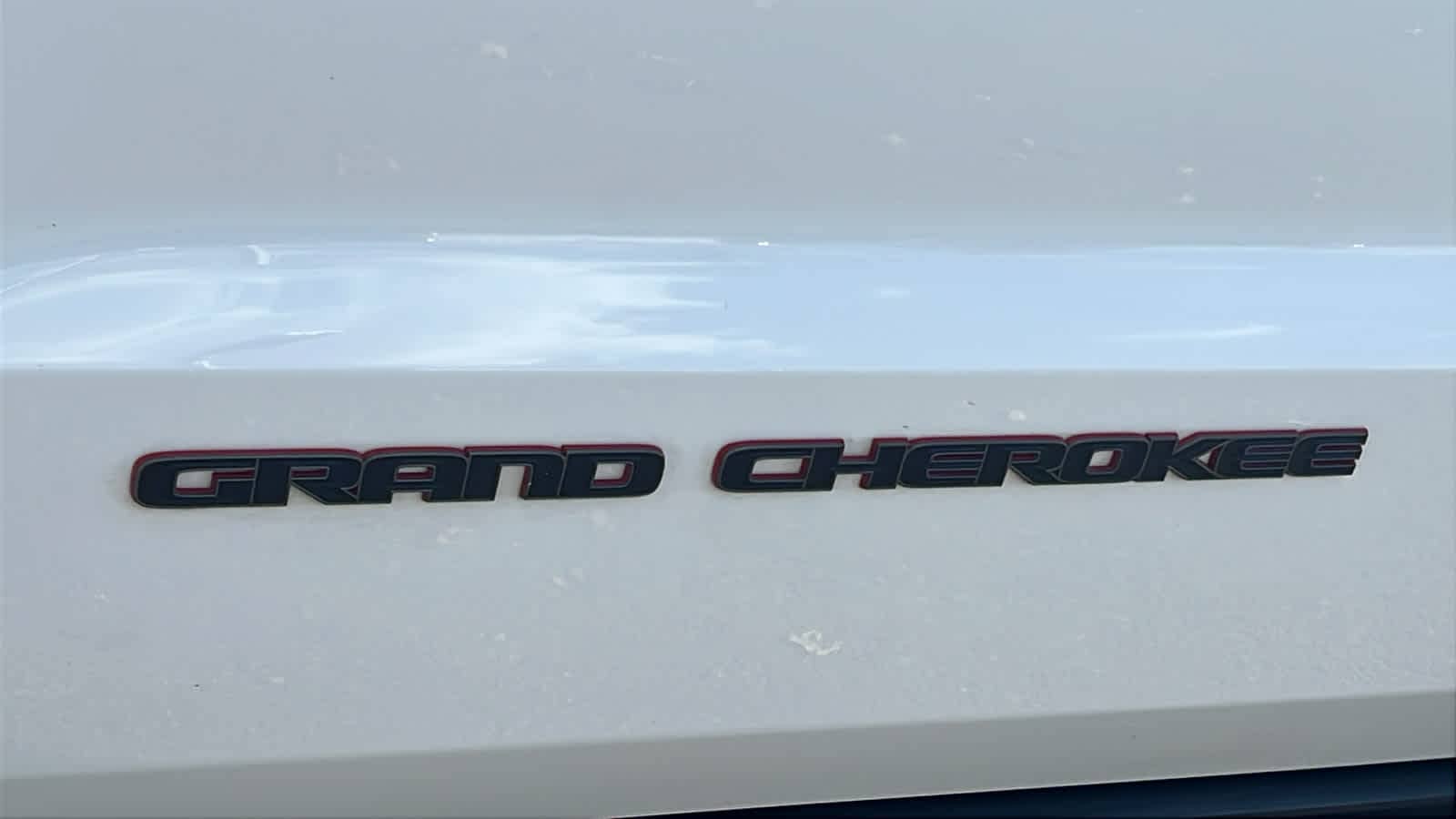 Thumbnail: 2018 Jeep Grand Cherokee - 28