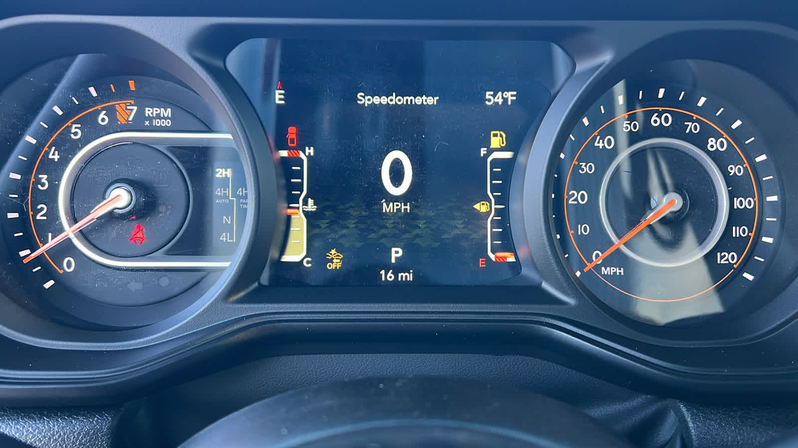 Thumbnail: 2026 Jeep Gladiator - 21