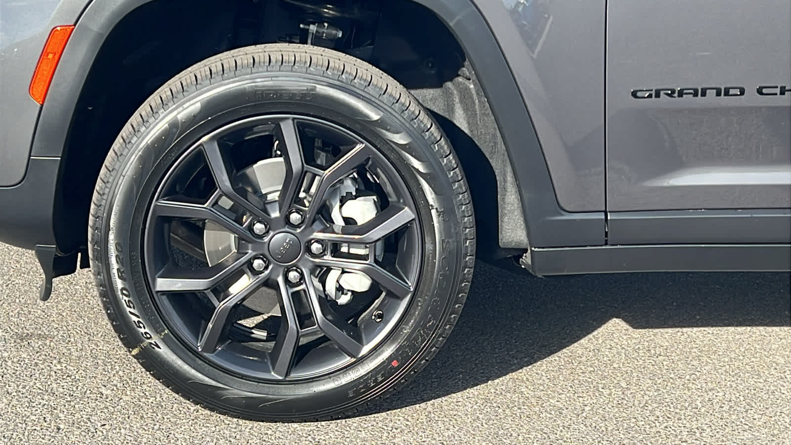 Thumbnail: 2025 Jeep Grand Cherokee - 9