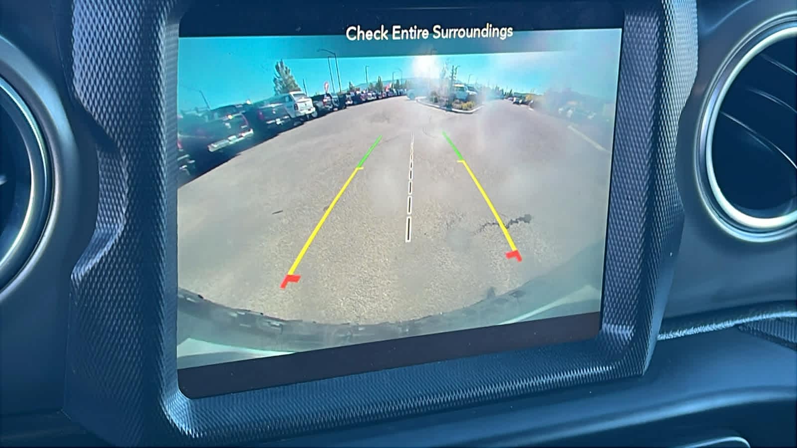 Thumbnail: 2022 Jeep Wrangler - 16