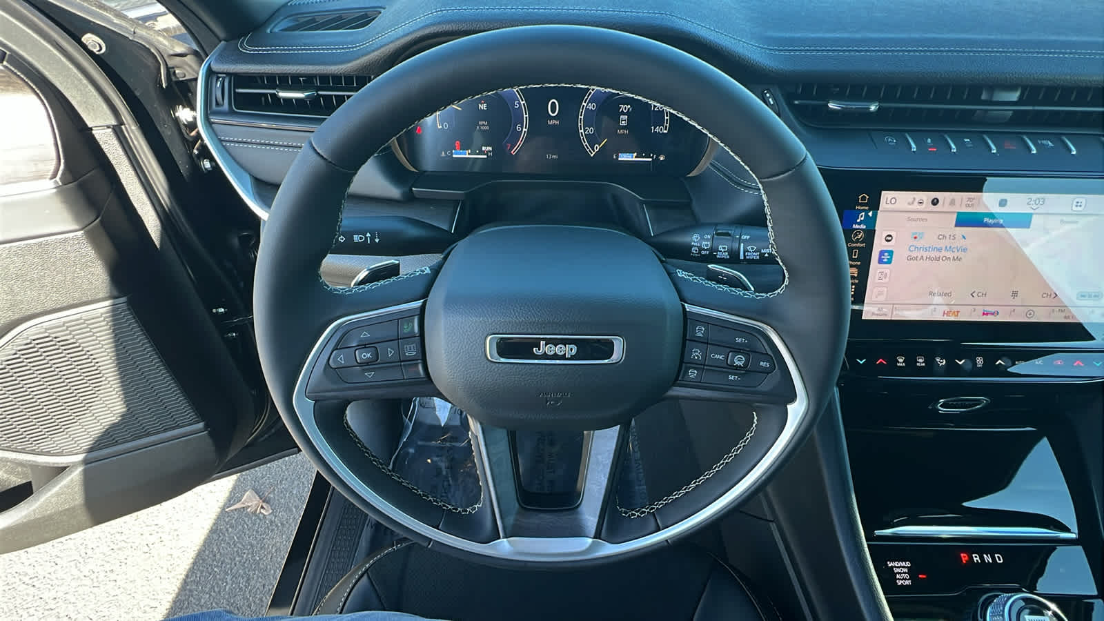 Thumbnail: 2026 Jeep Grand Cherokee - 18