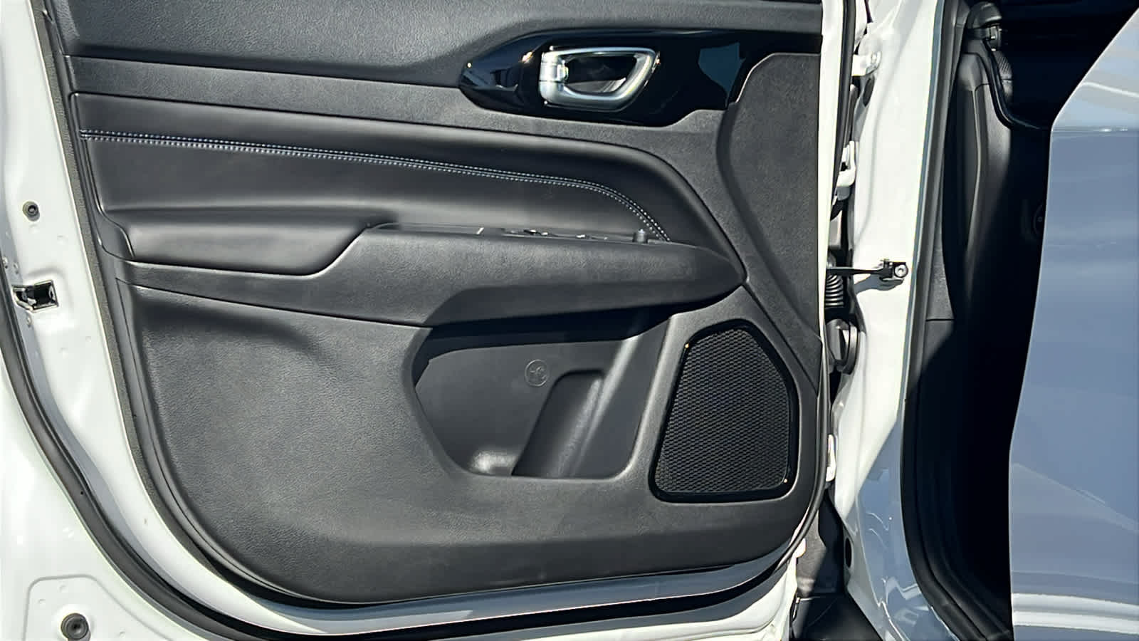 Thumbnail: 2026 Jeep Compass - 23