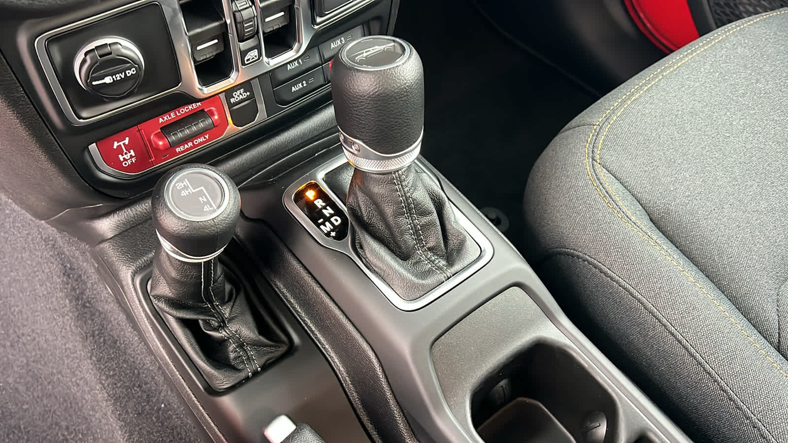 Thumbnail: 2025 Jeep Gladiator - 13