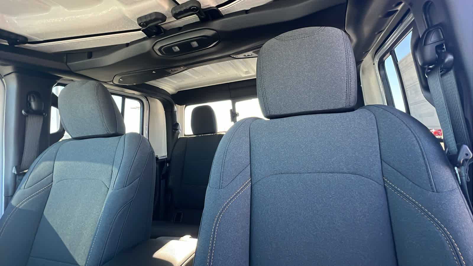 Thumbnail: 2026 Jeep Gladiator - 11