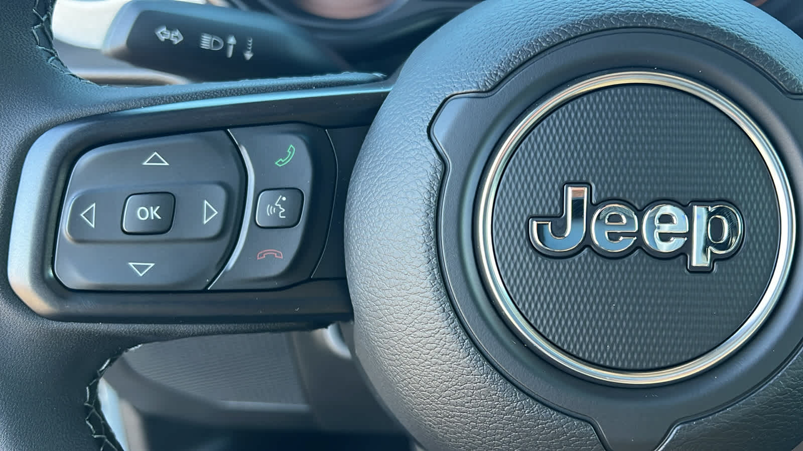 Thumbnail: 2026 Jeep Gladiator - 19