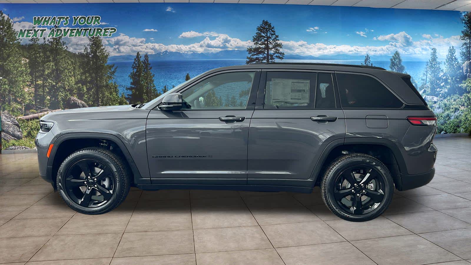 Thumbnail: 2026 Jeep Grand Cherokee - 8