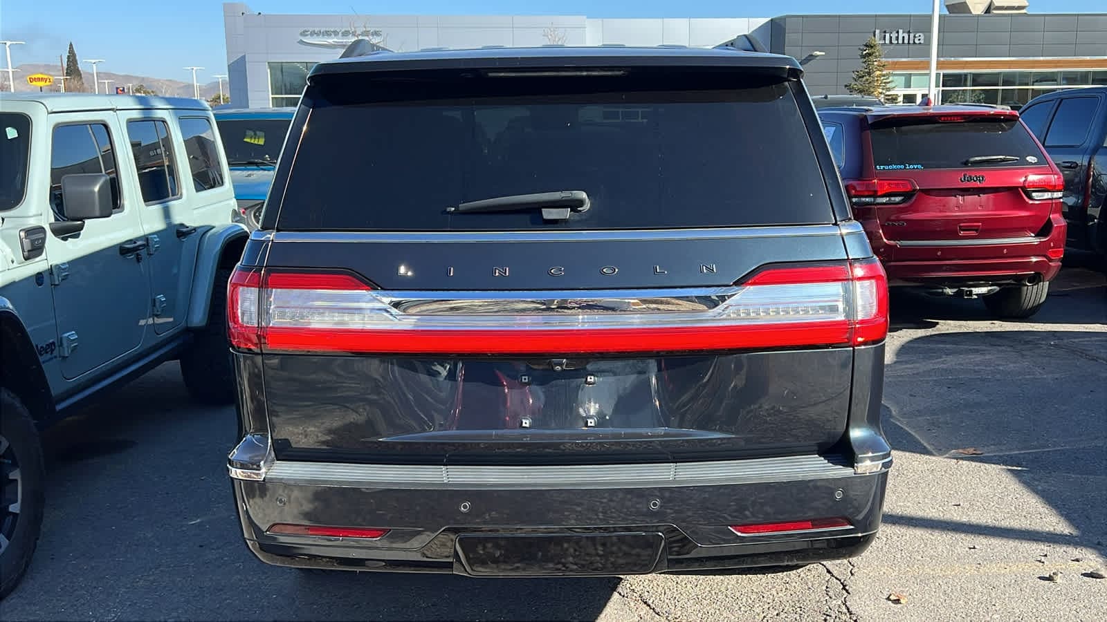 Thumbnail: 2021 Lincoln Navigator L - 5