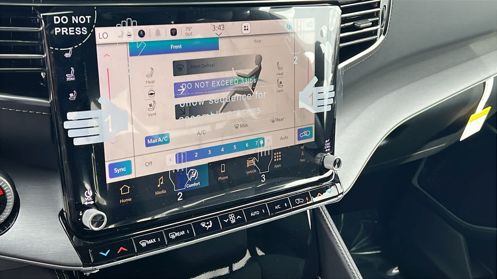 Thumbnail: 2026 Jeep Grand Wagoneer - 14