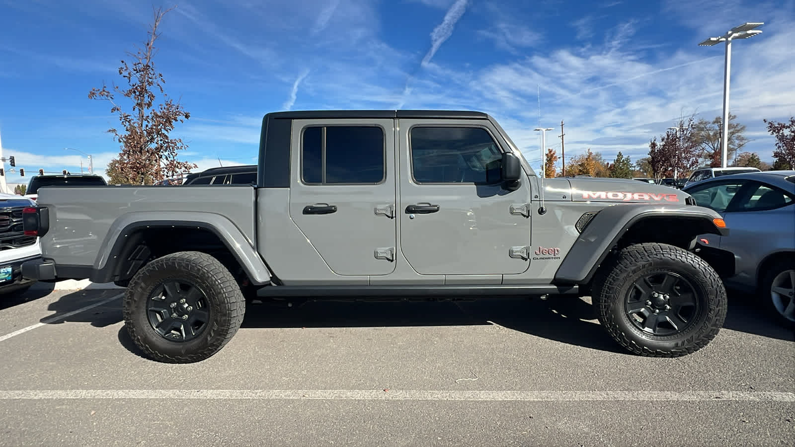 2022 Jeep Gladiator Mojave photo 4