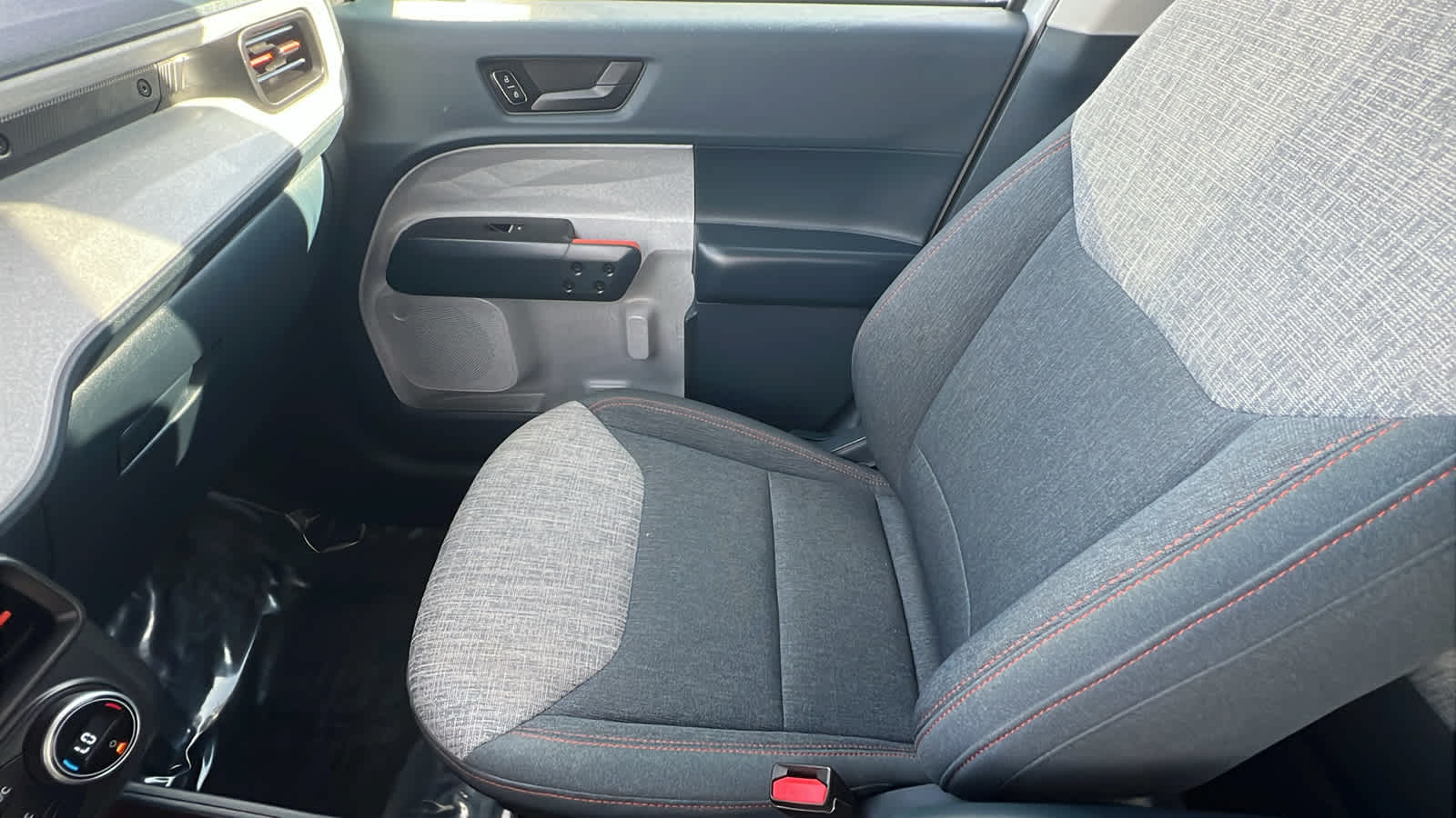 Thumbnail: 2022 Ford Maverick - 12