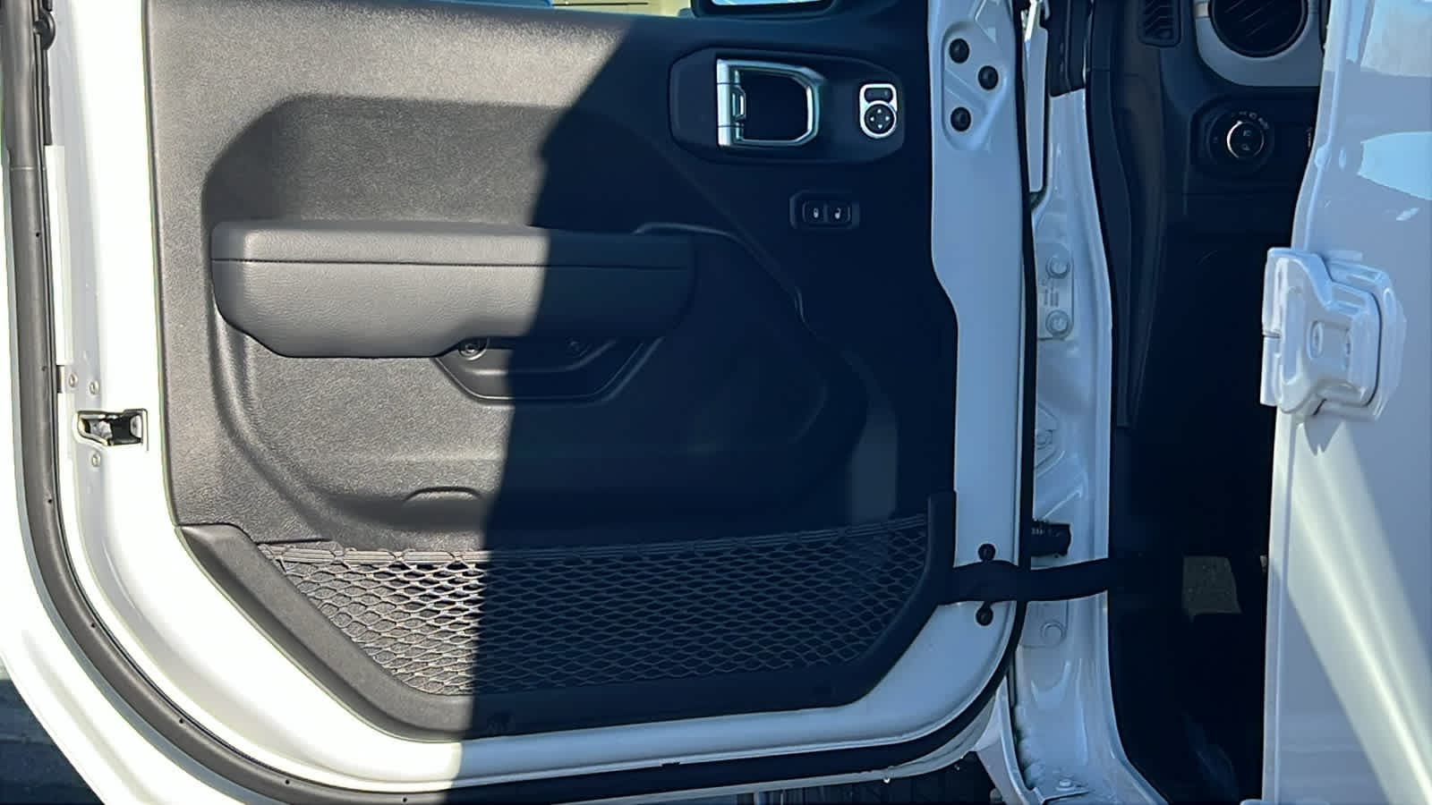 Thumbnail: 2026 Jeep Gladiator - 23