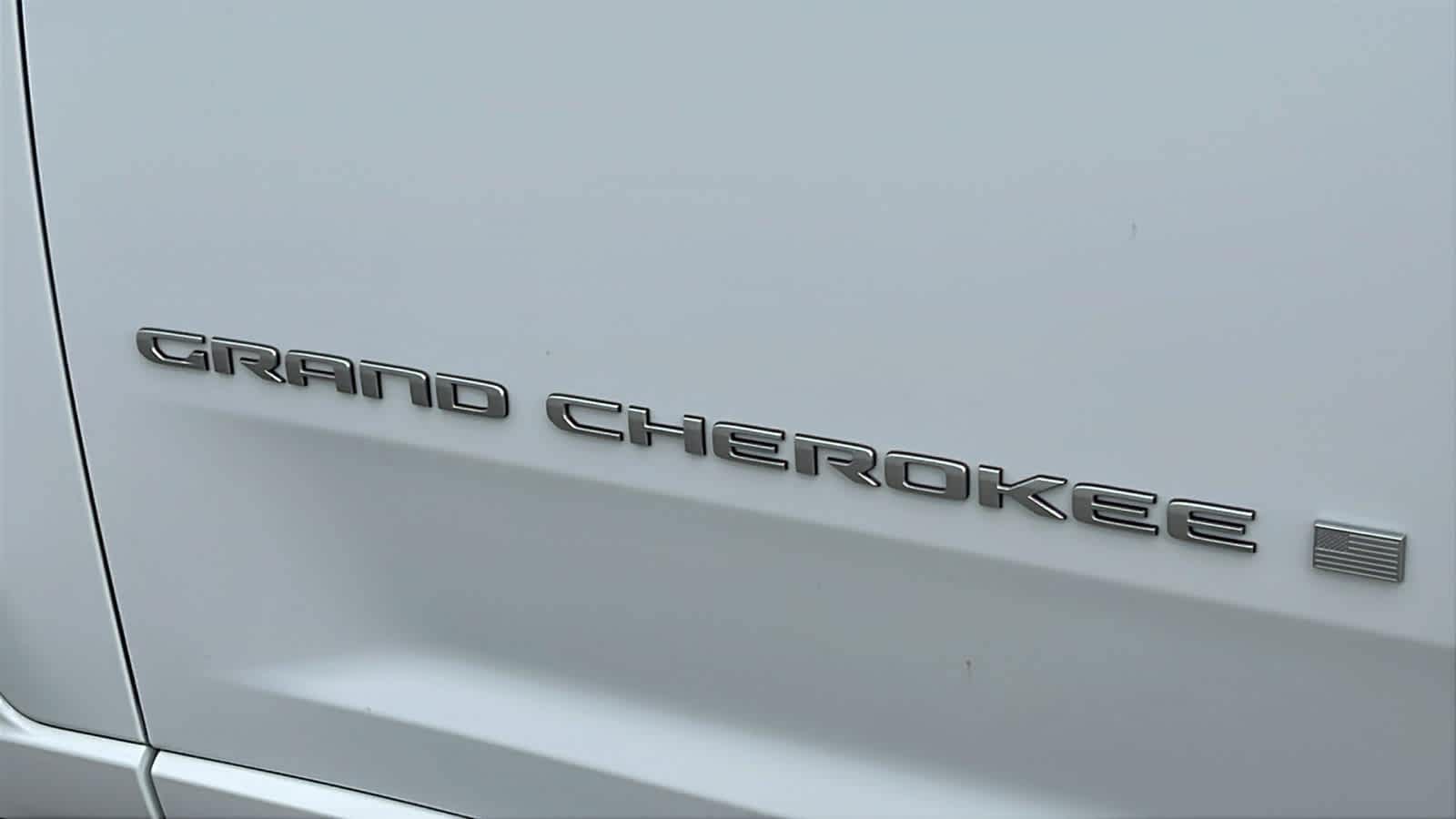 Thumbnail: 2025 Jeep Grand Cherokee - 28