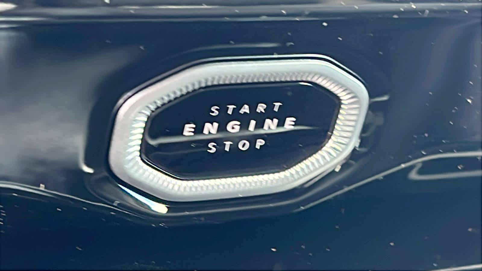 Thumbnail: 2026 Jeep Grand Cherokee - 17