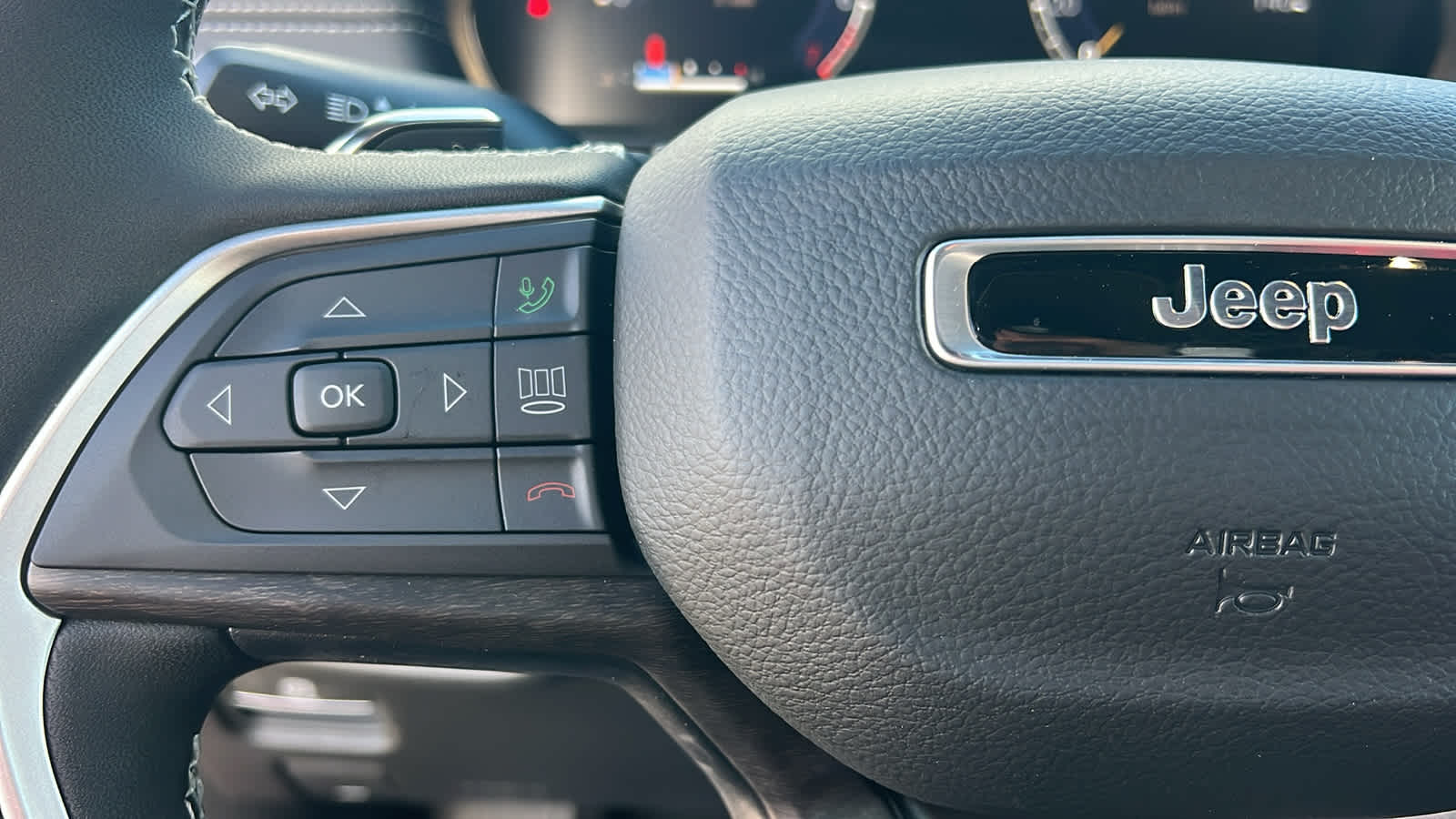 Thumbnail: 2025 Jeep Grand Cherokee - 19