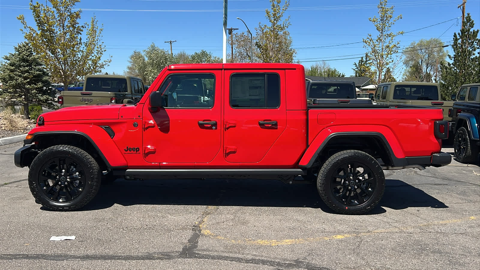 2025 Jeep Gladiator Nighthawk 8