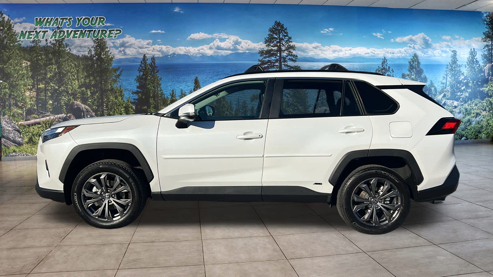 Thumbnail: 2024 Toyota RAV4 - 8