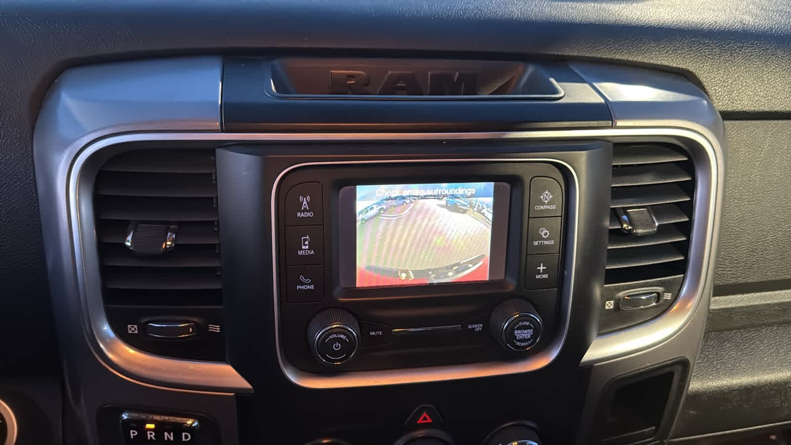 Thumbnail: 2022 RAM 1500 Classic - 15