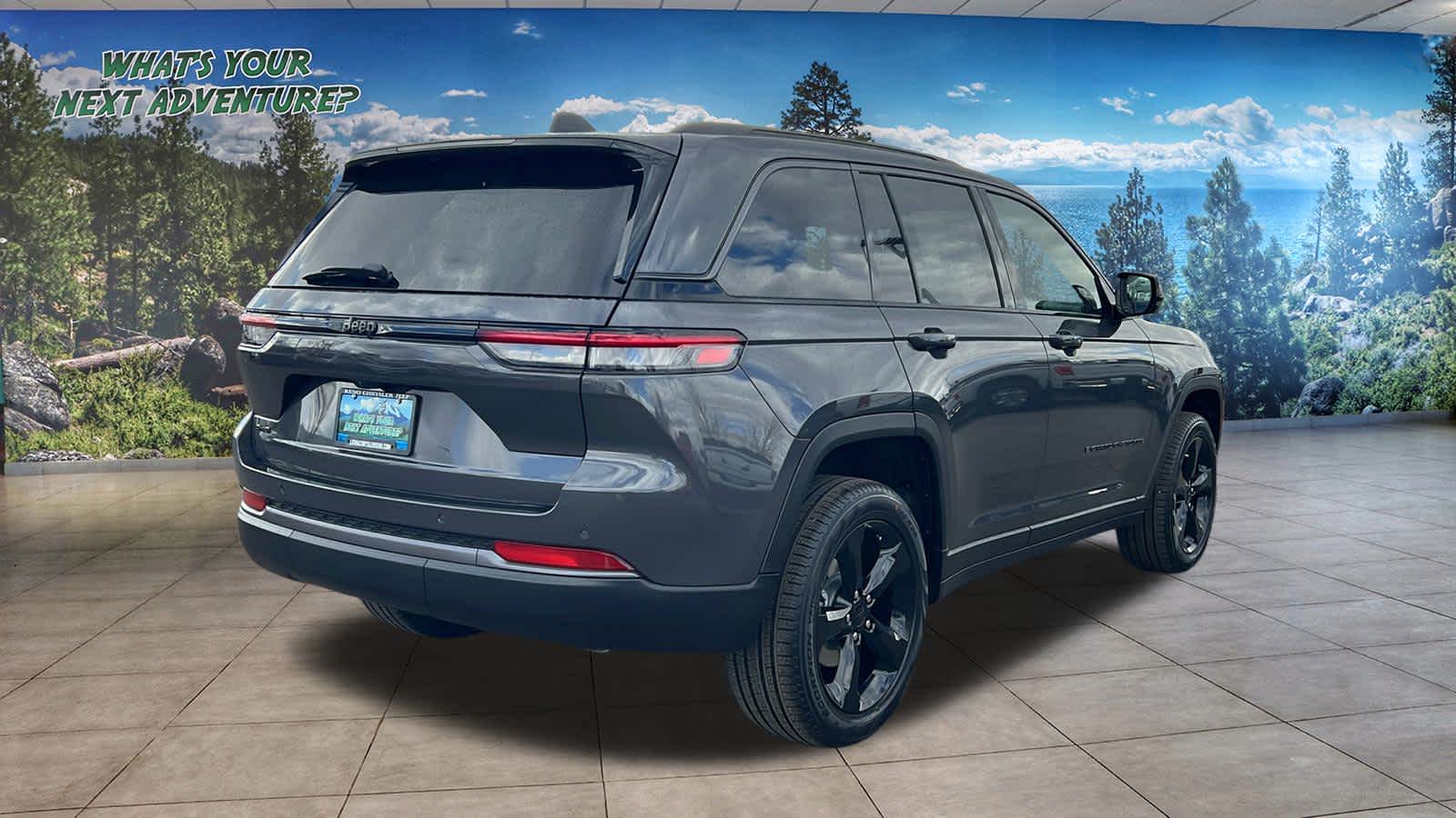 Thumbnail: 2026 Jeep Grand Cherokee - 5