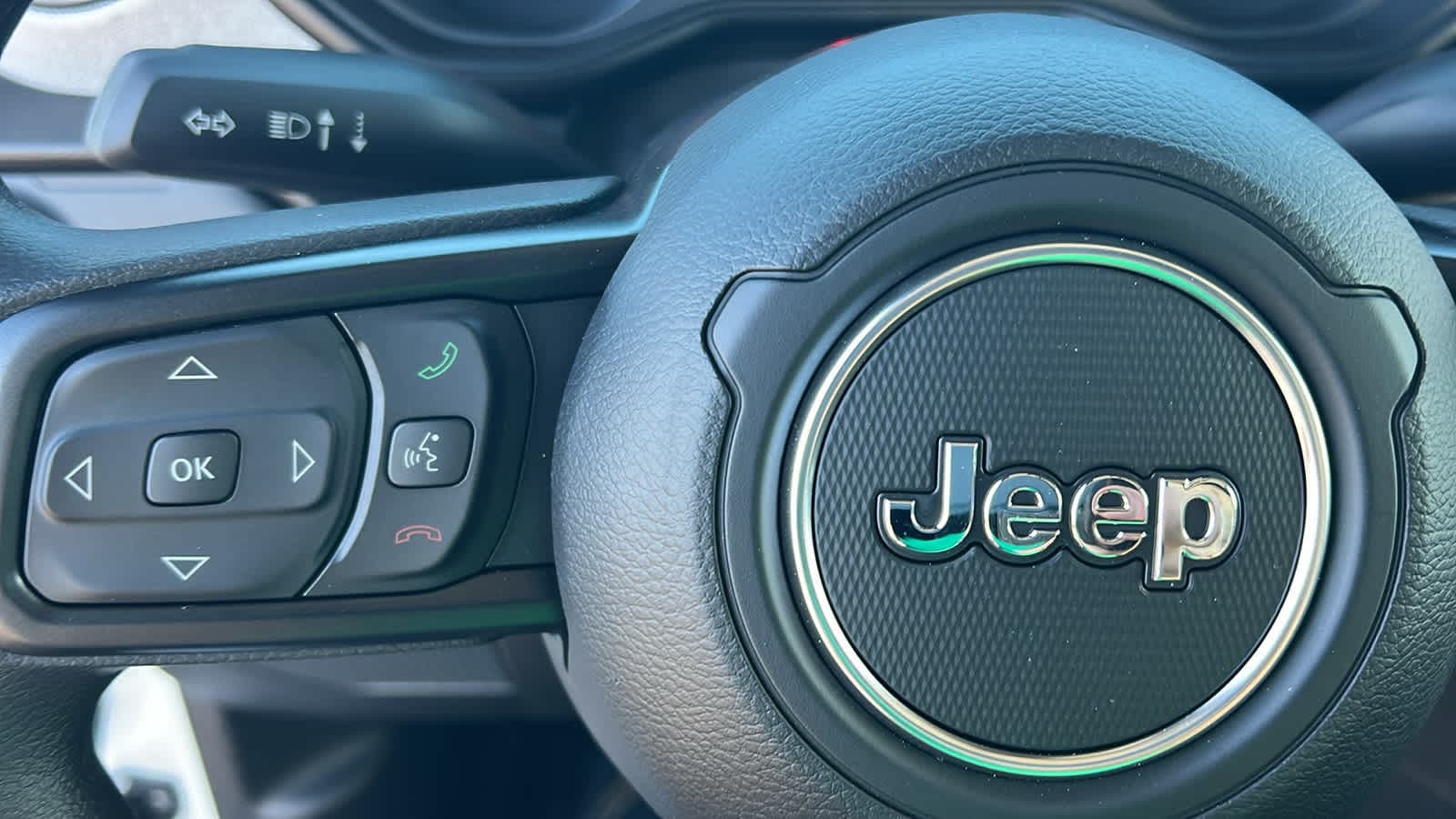 Thumbnail: 2026 Jeep Gladiator - 19