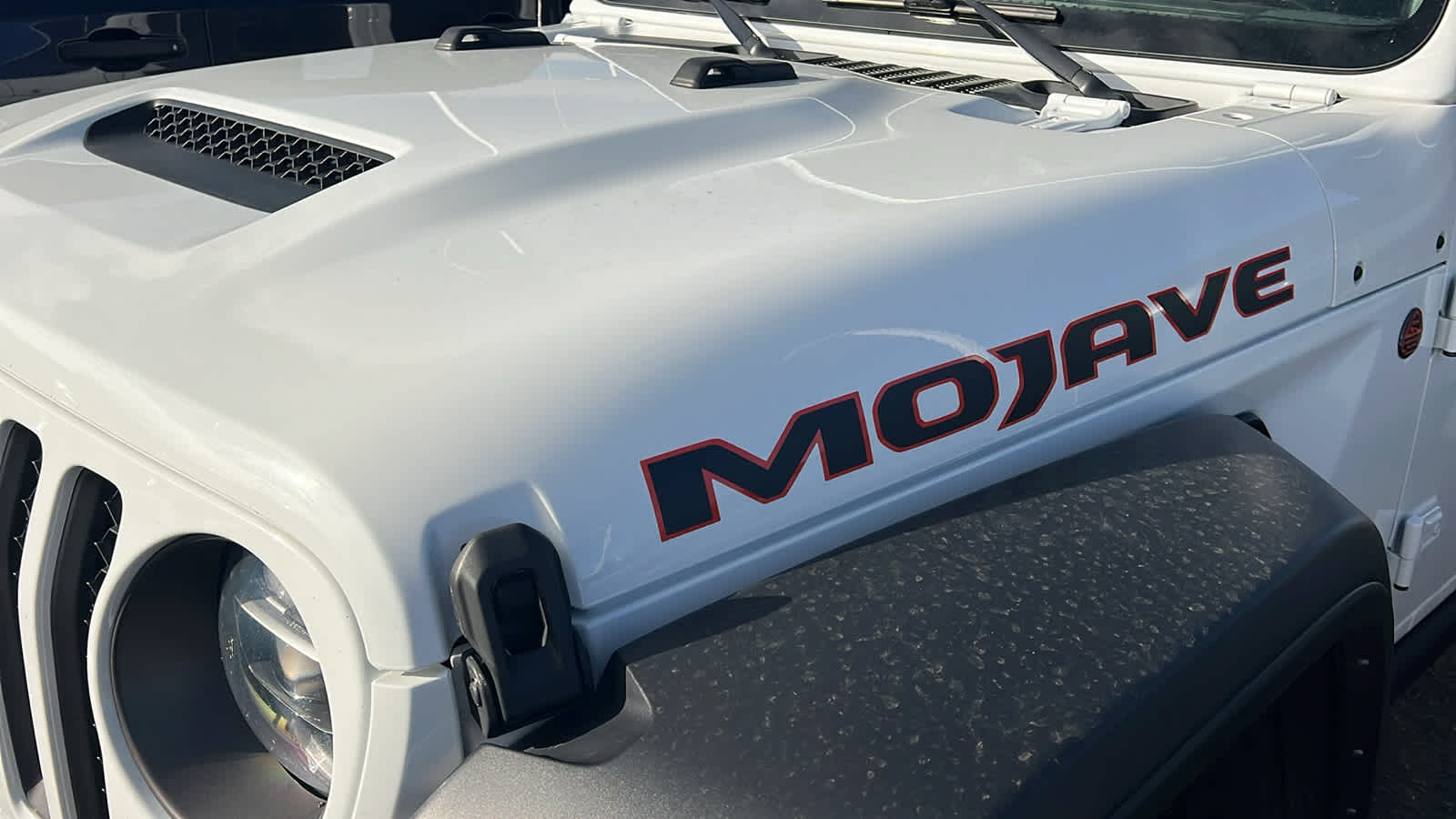 Thumbnail: 2021 Jeep Gladiator - 8