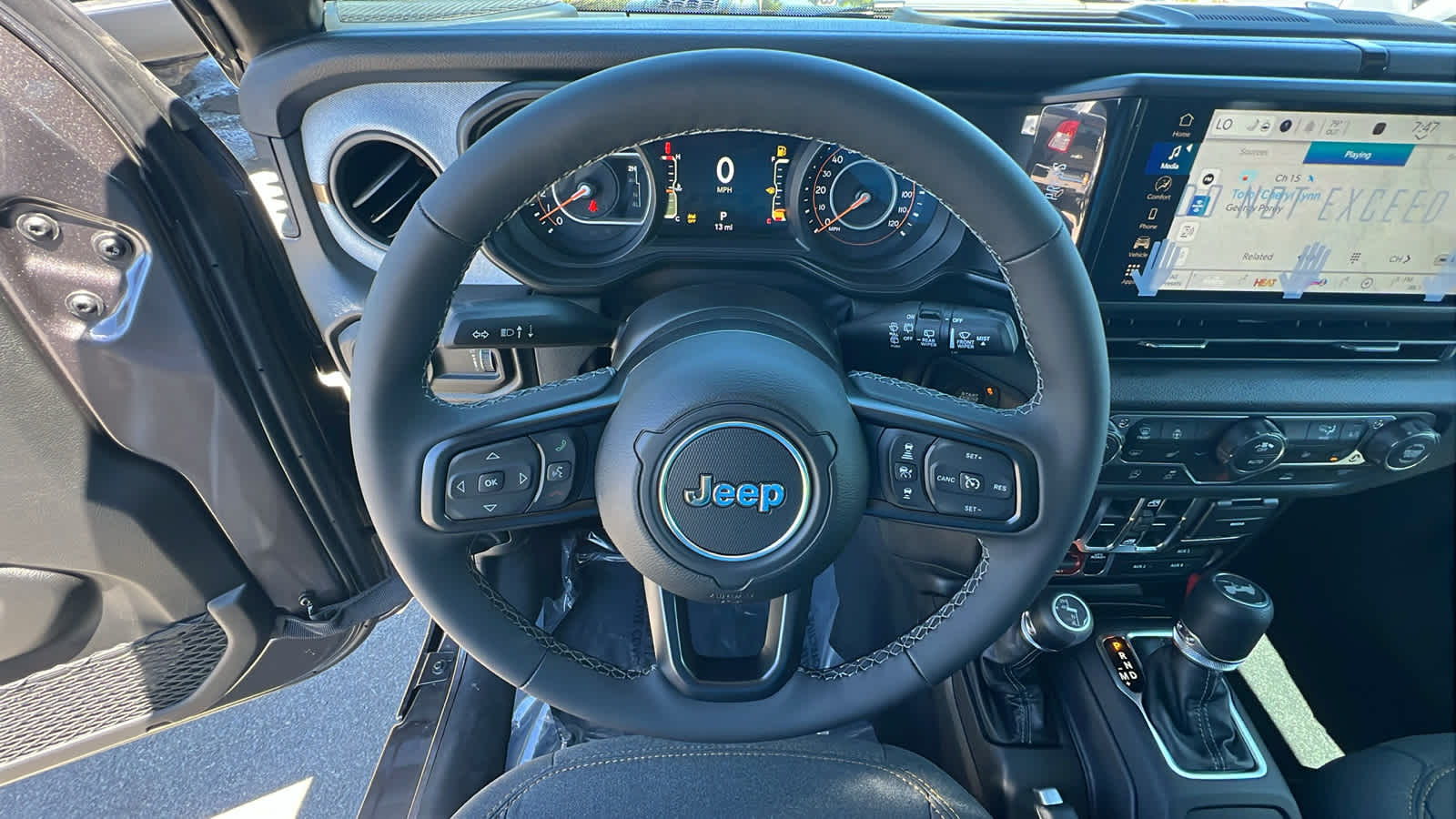 Thumbnail: 2026 Jeep Wrangler - 18