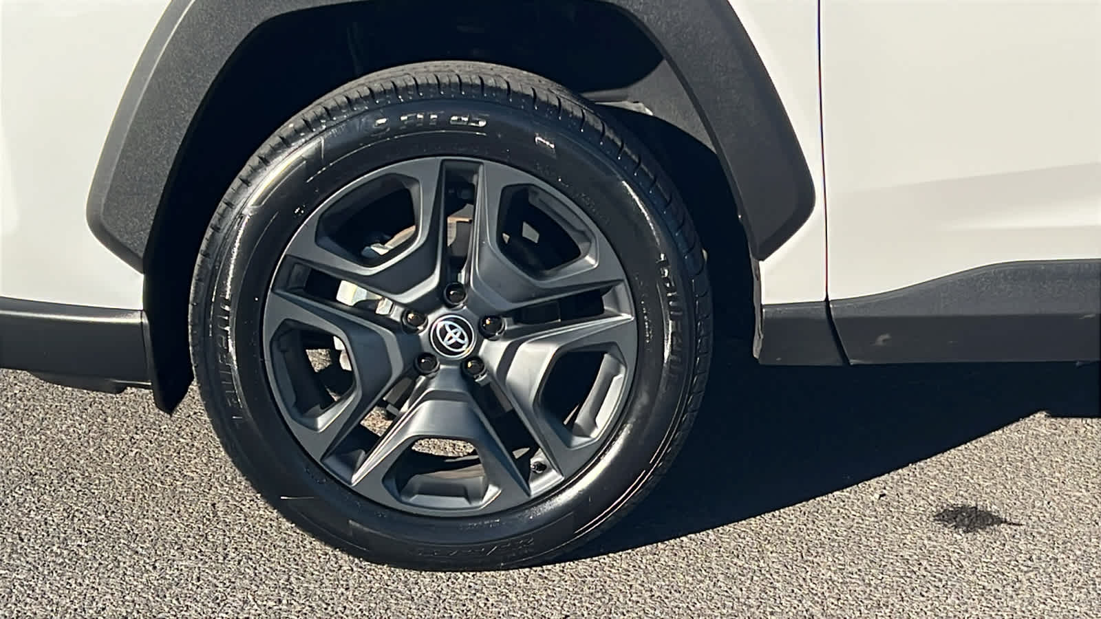 Thumbnail: 2024 Toyota RAV4 - 9