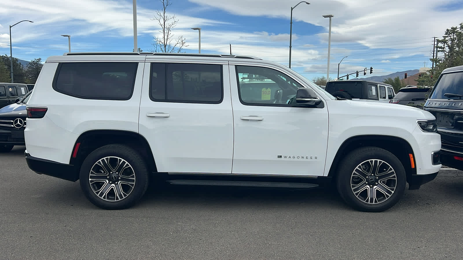 Thumbnail: 2025 Jeep Wagoneer - 5