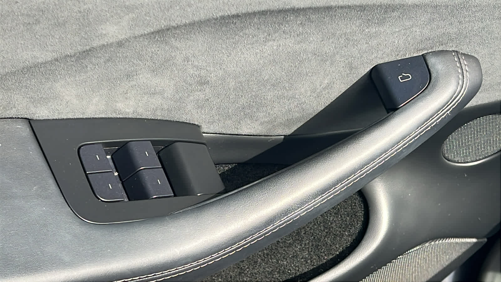 Thumbnail: 2024 Tesla Model 3 - 21