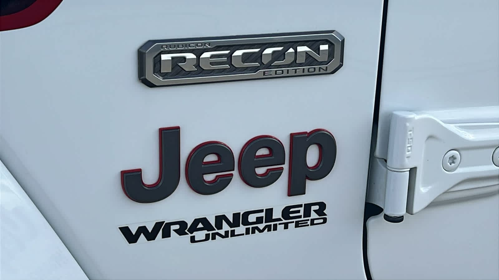 Thumbnail: 2020 Jeep Wrangler - 28