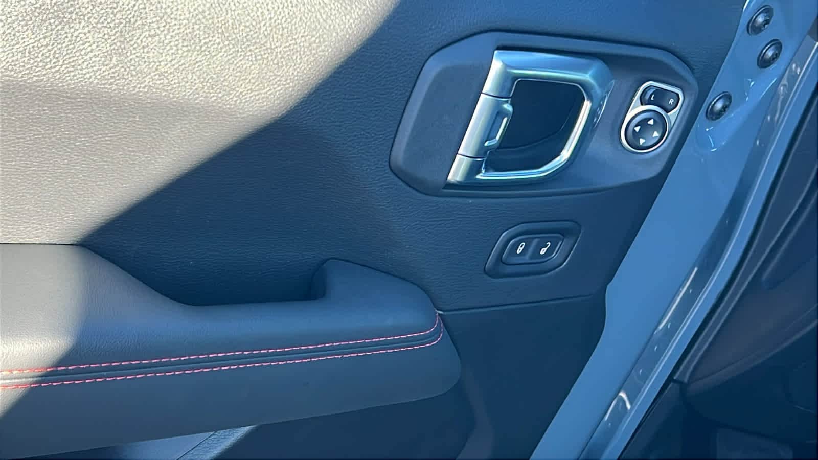 Thumbnail: 2026 Jeep Wrangler - 22