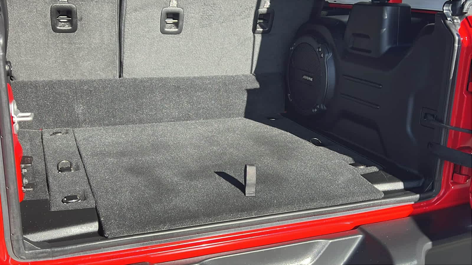 Thumbnail: 2023 Jeep Wrangler - 27