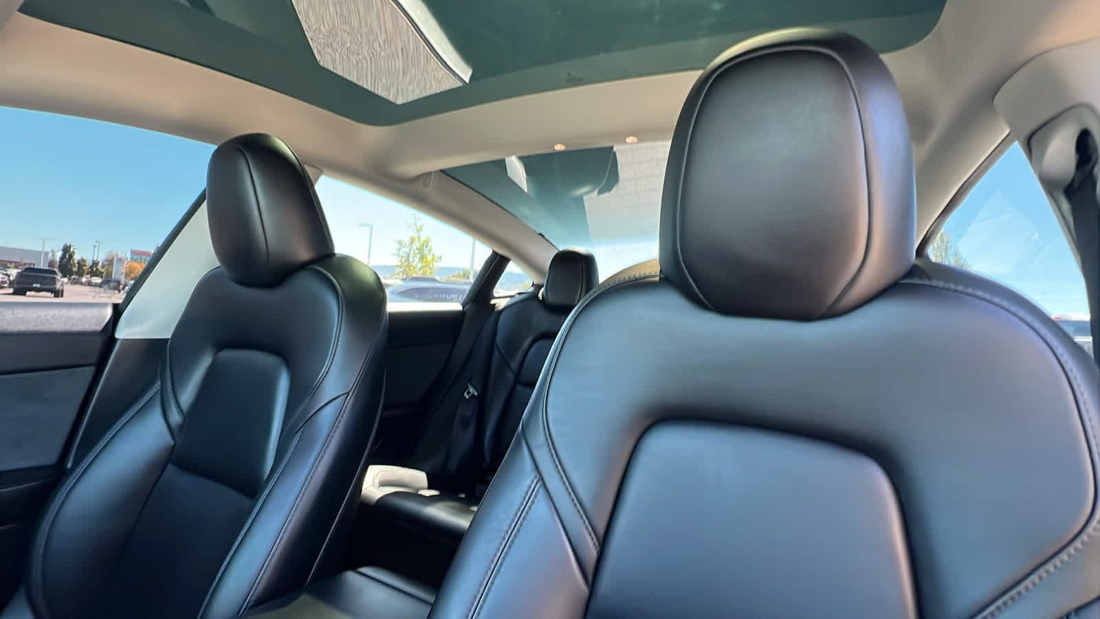 Thumbnail: 2023 Tesla Model 3 - 11