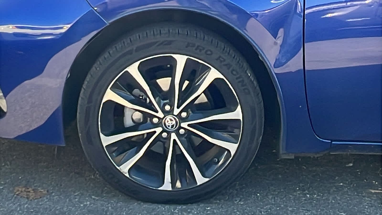 Thumbnail: 2018 Toyota Corolla - 9