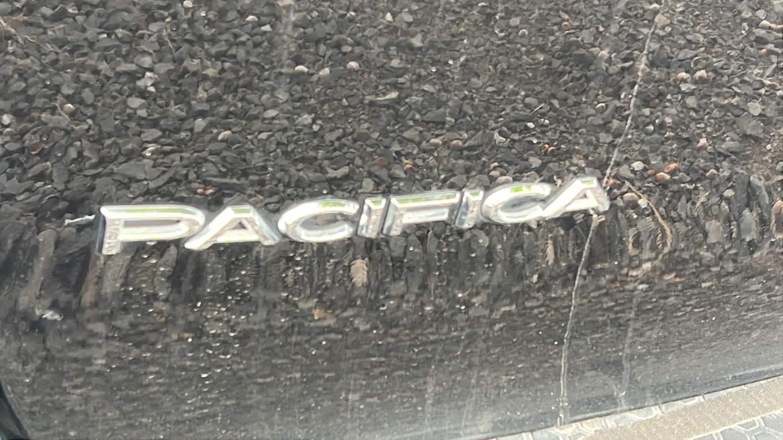 Thumbnail: 2022 Chrysler Pacifica - 7