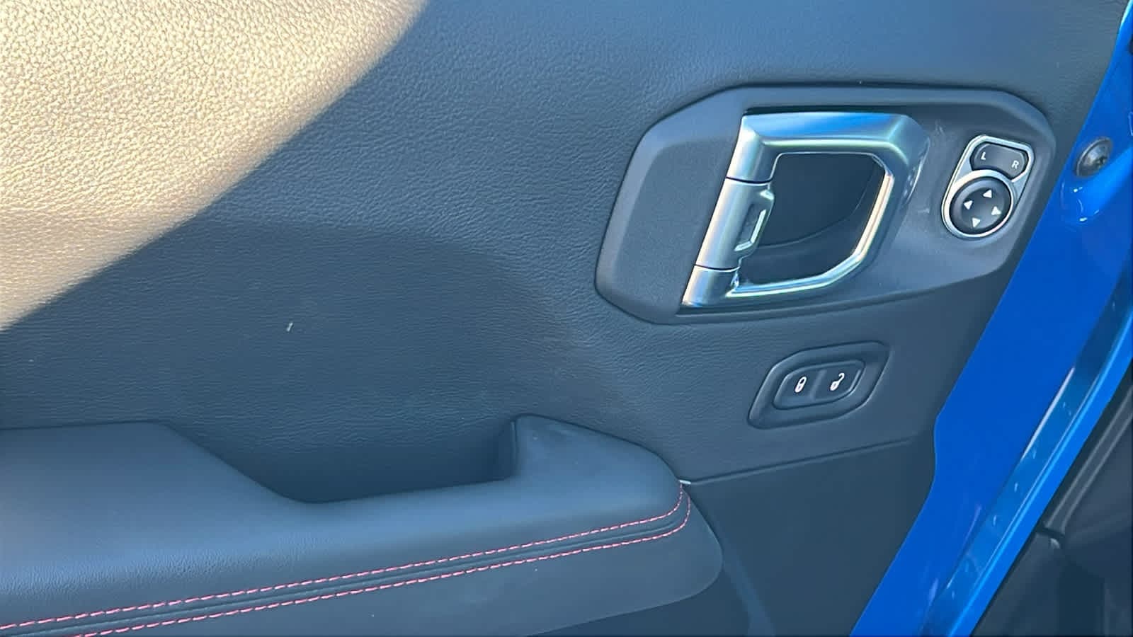 Thumbnail: 2026 Jeep Wrangler - 22