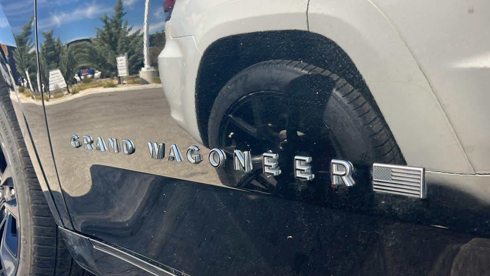 Thumbnail: 2024 Jeep Grand Wagoneer - 7