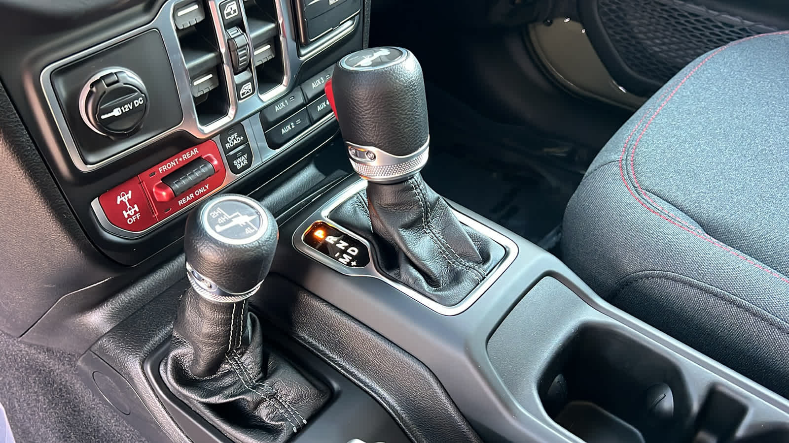 Thumbnail: 2026 Jeep Wrangler - 13