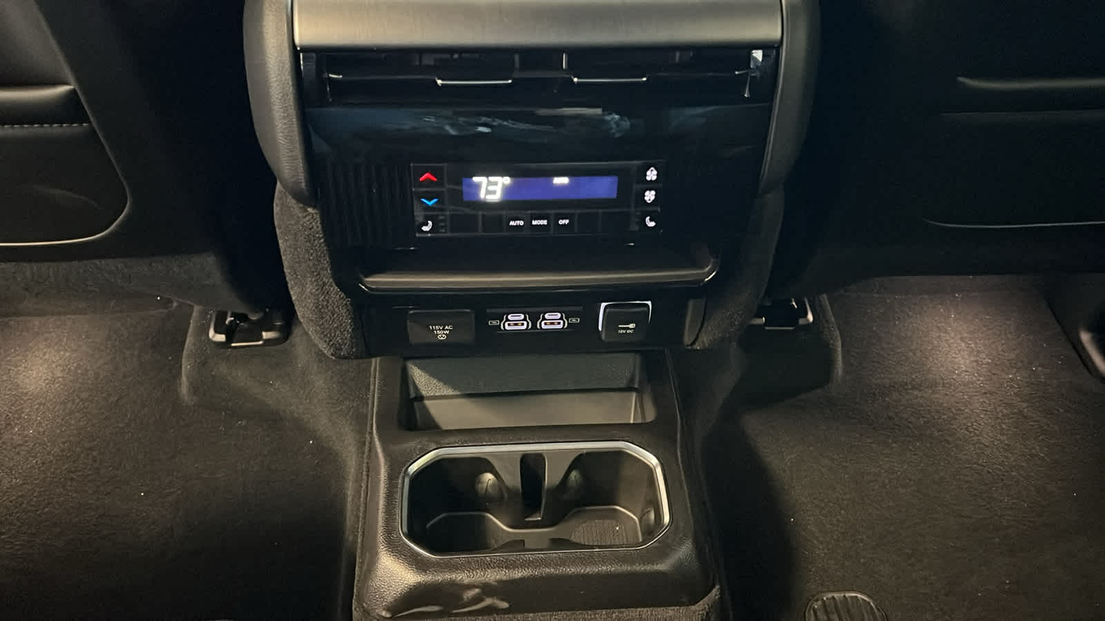 Thumbnail: 2026 Jeep Grand Wagoneer L - 25