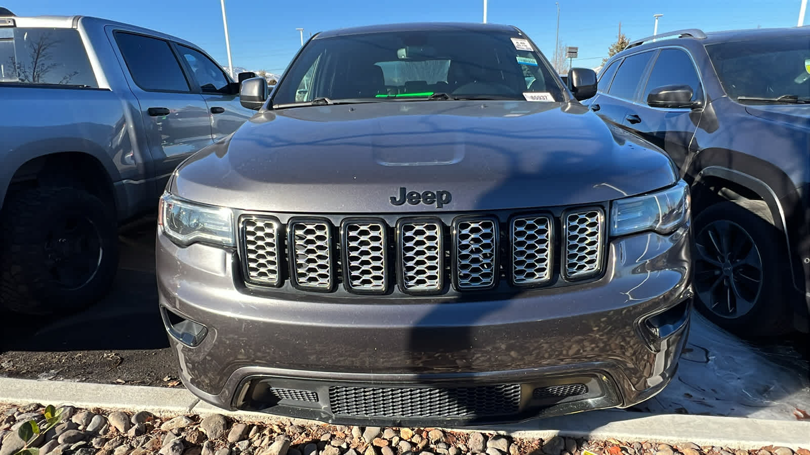 Thumbnail: 2020 Jeep Grand Cherokee - 3
