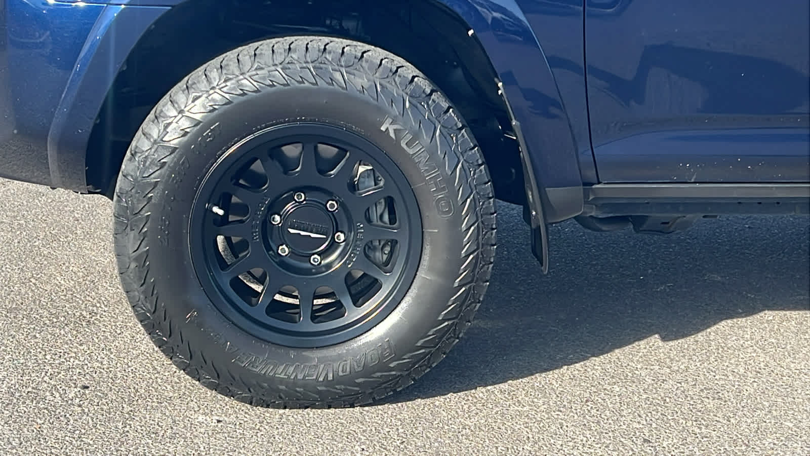 Thumbnail: 2021 Toyota 4Runner - 9