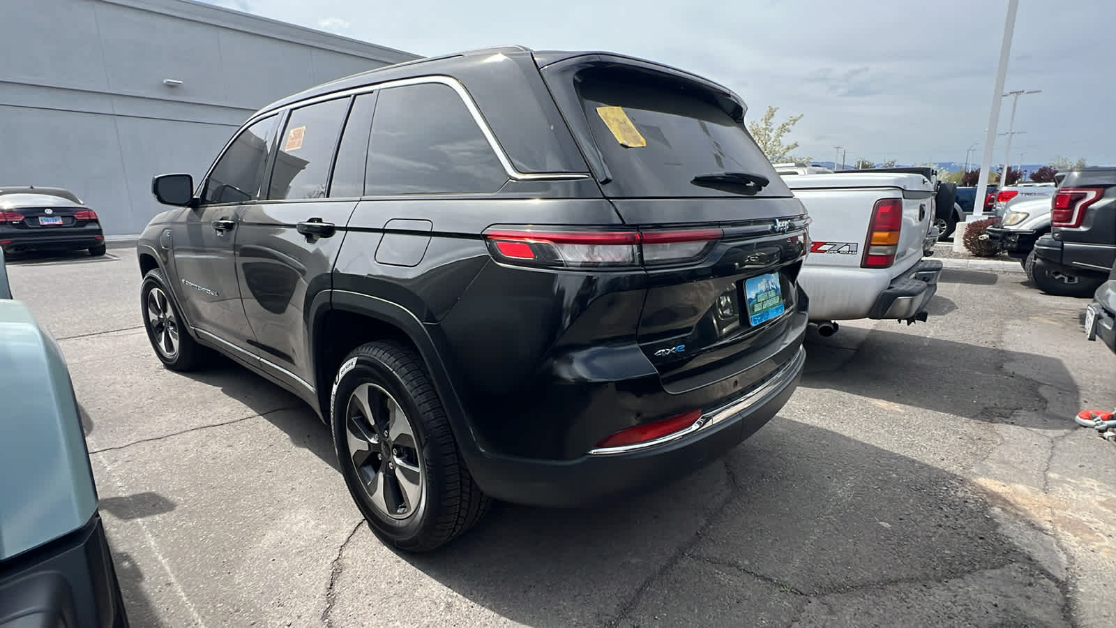 Thumbnail: 2023 Jeep Grand Cherokee - 7