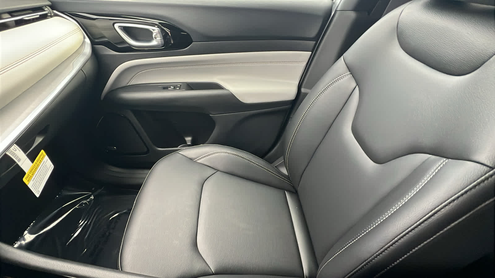 Thumbnail: 2026 Jeep Compass - 12