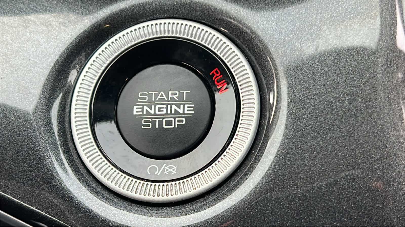 Thumbnail: 2022 Jeep Grand Cherokee - 17